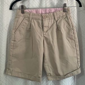 GAP kids khaki pleat front shorts.